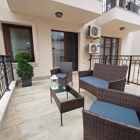 Breeze Private Βάρνα