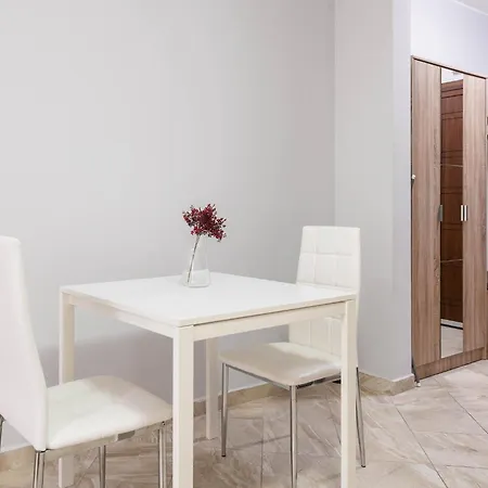Breeze Private * Βάρνα